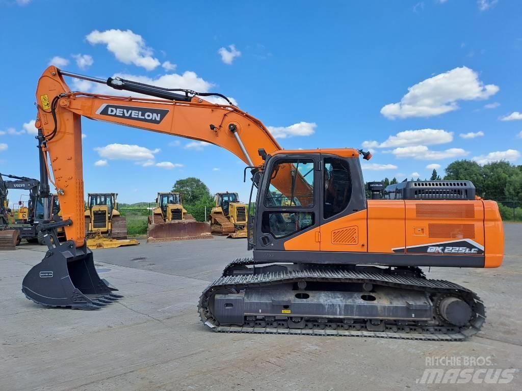 Develon DX225LC-7M Rupsgraafmachines