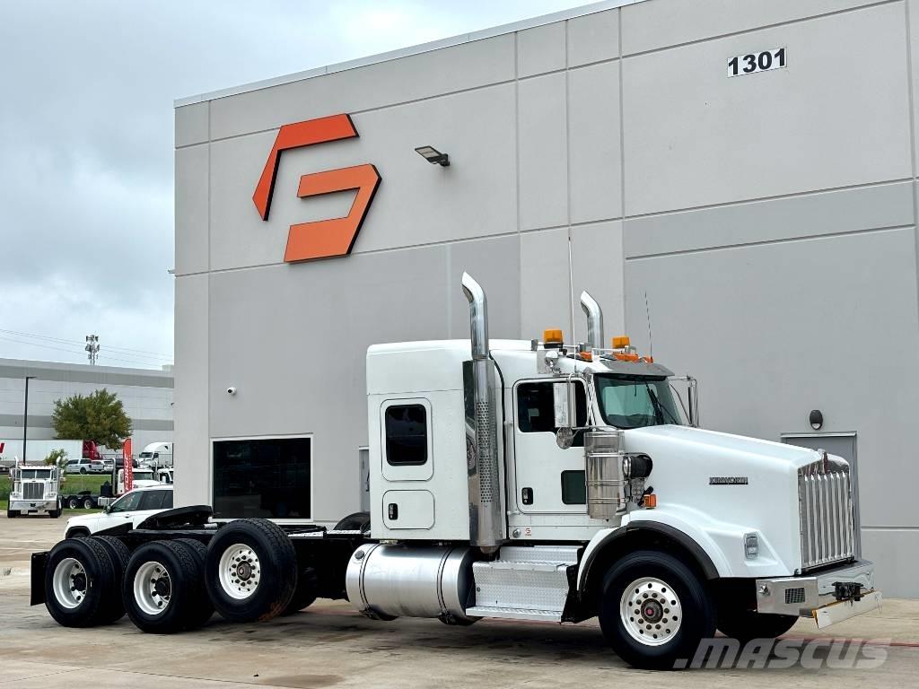 Kenworth T 800 Trekkers