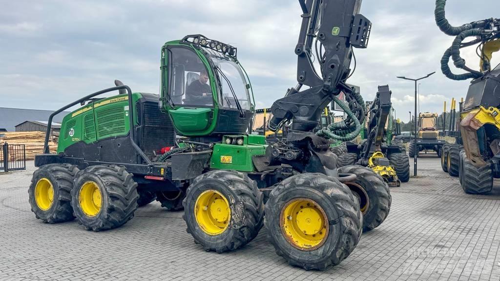 John Deere 1270 G Harvesters