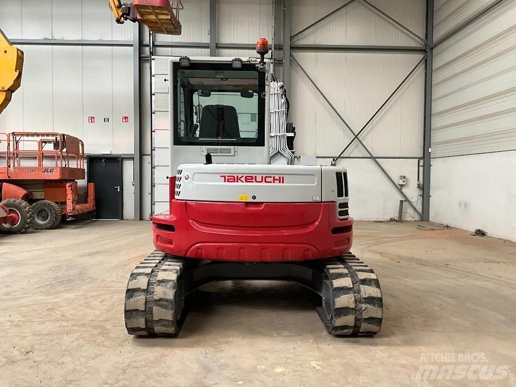 Takeuchi TB 280 FR Midigraafmachines 7t - 12t