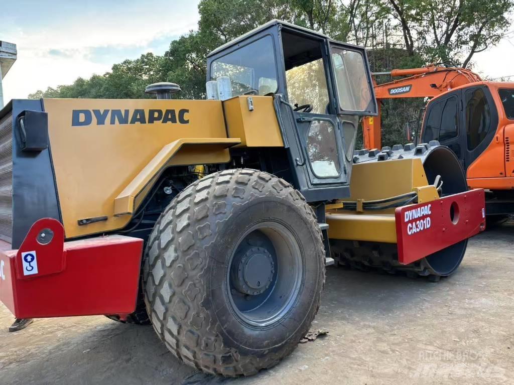 Dynapac CA 301 D Trilrolwalsen