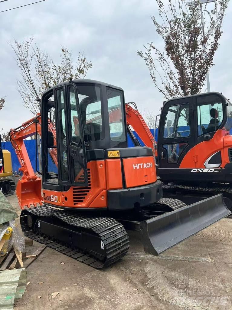 Hitachi ZX 50 Rupsgraafmachines