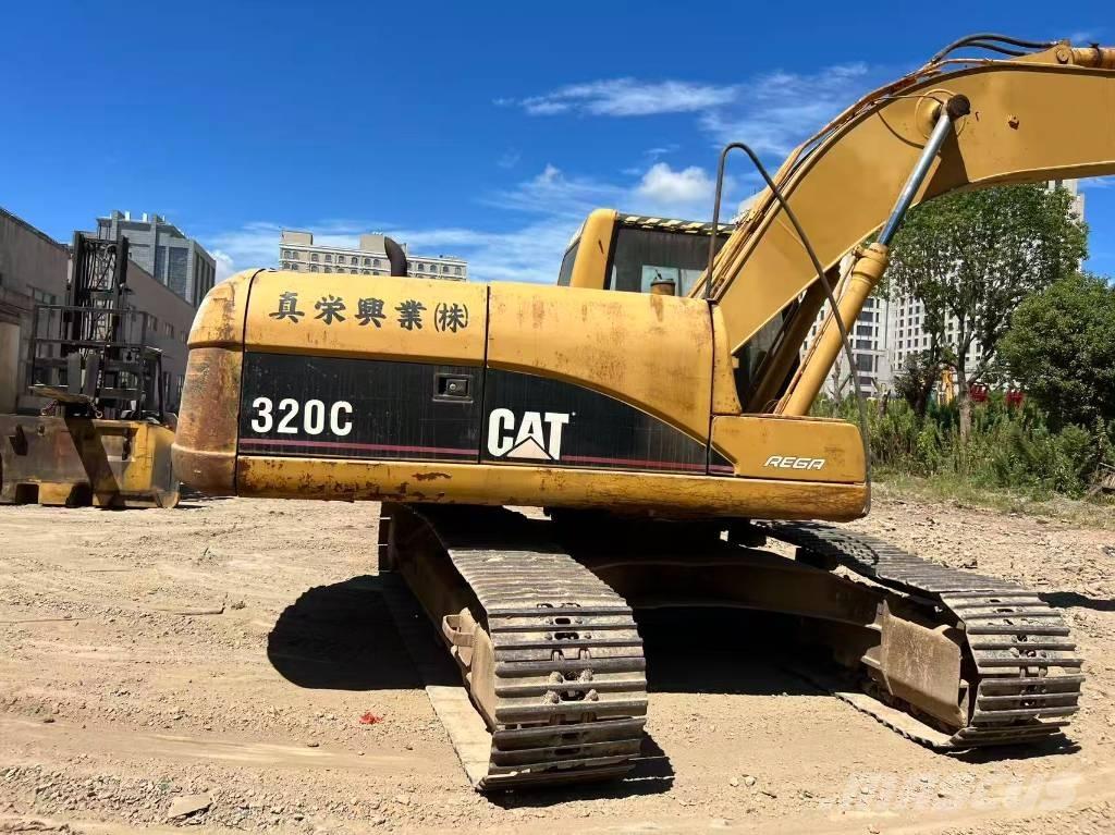 CAT 320 C Rupsgraafmachines