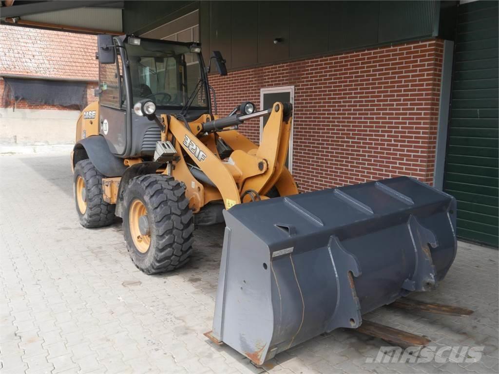 Case IH 321 F Wielladers