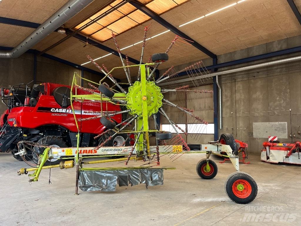 CLAAS Liner 880 L Schudders