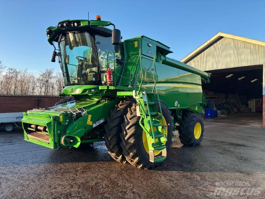 John Deere T670I 4WD Maaidorsmachines