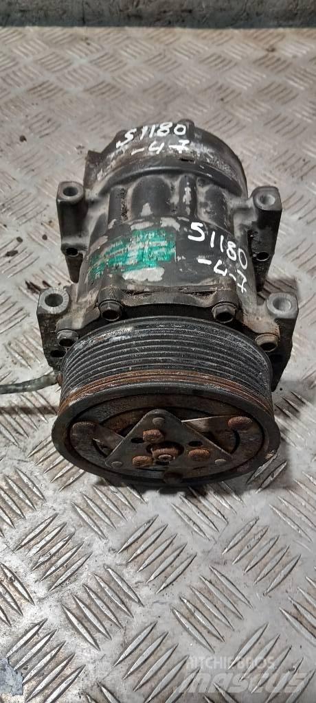 Scania P 360.    1888032 Motoren