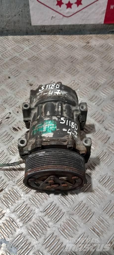 Scania P 360.    1888032 Motoren