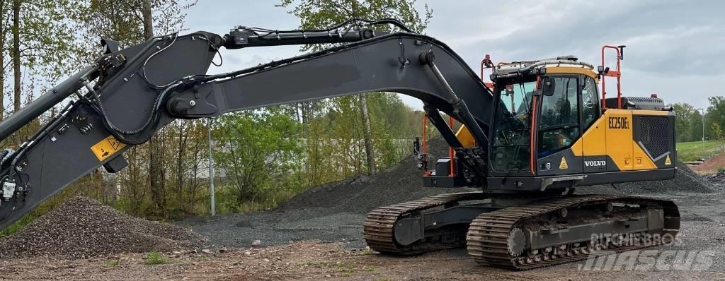Volvo EC 250 EL Rupsgraafmachines