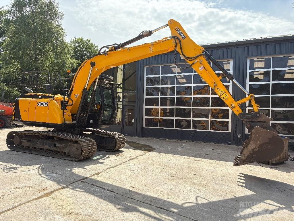 JCB JS 131 Rupsgraafmachines