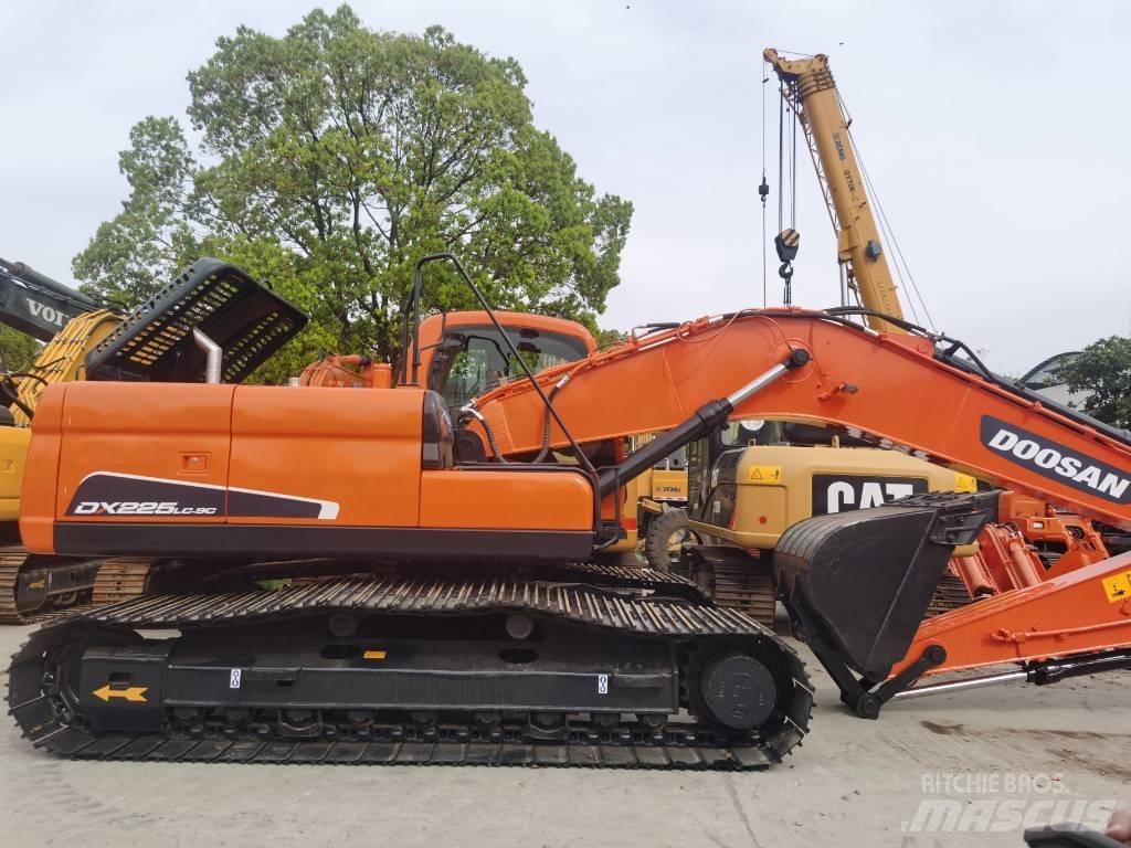 Doosan DX 225LC-9C Rupsgraafmachines