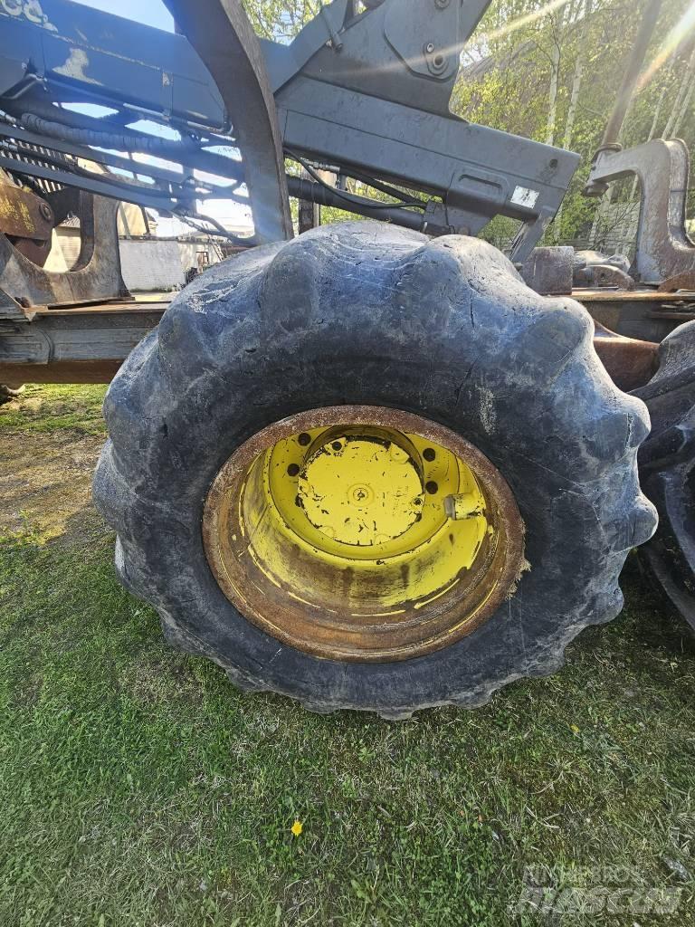 John Deere 1510 G Uitrijwagens