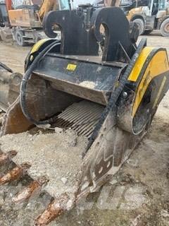  Godet MB BF 120.4 Vergruisbakken