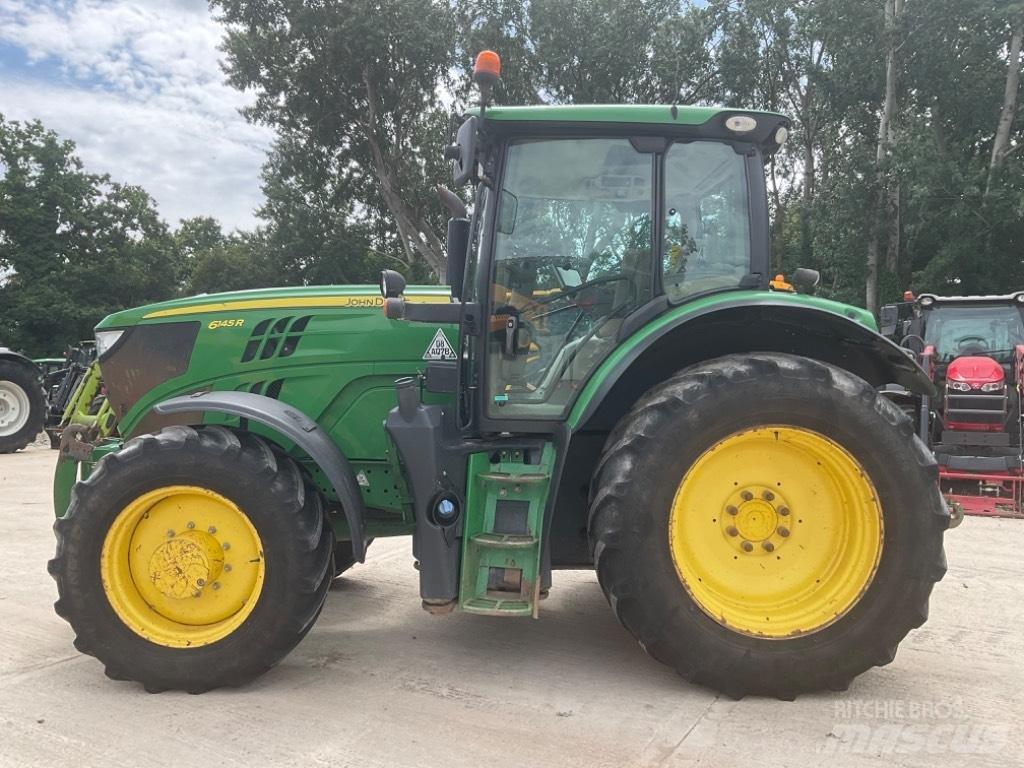 John Deere 6145 R Tractoren