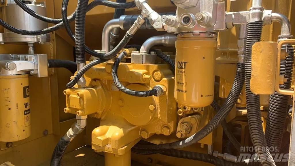 CAT 320 D L Rupsgraafmachines