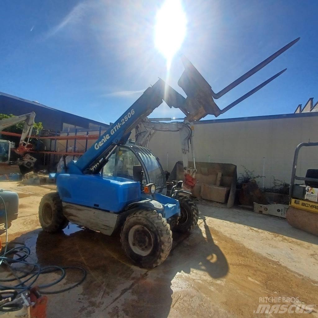 Genie GTH 2506 Verreikers