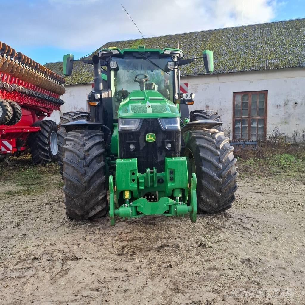 John Deere 8R410 Tractoren