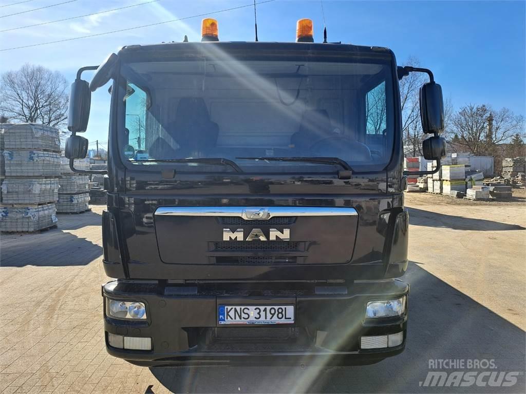 MAN TGM 15.250 +HR Chassis met cabine