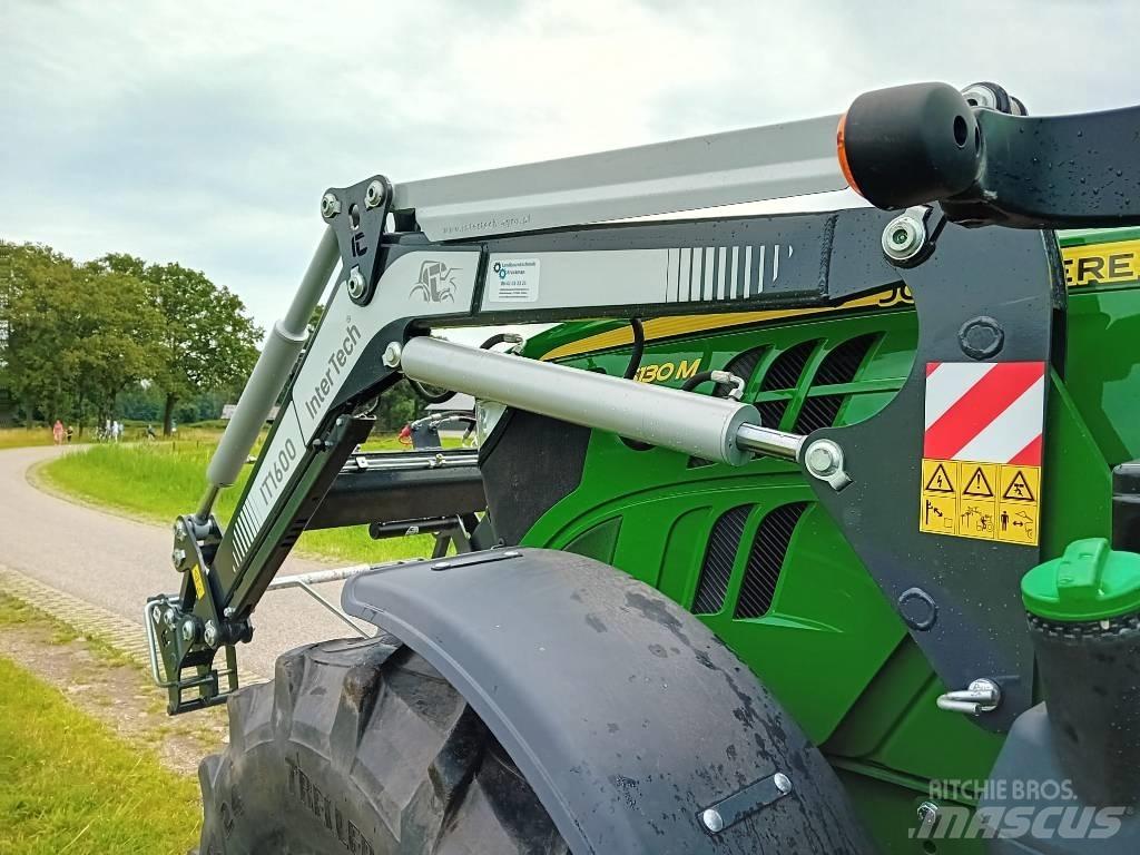 John Deere 6130 M Tractoren