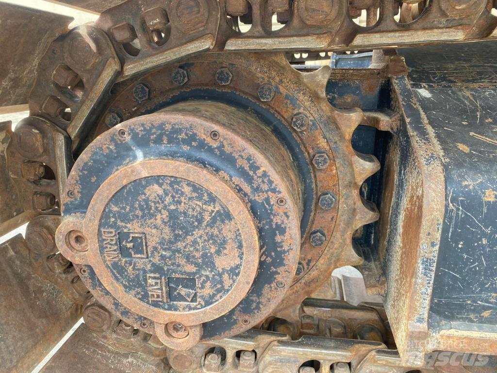 CAT 330 Rupsgraafmachines