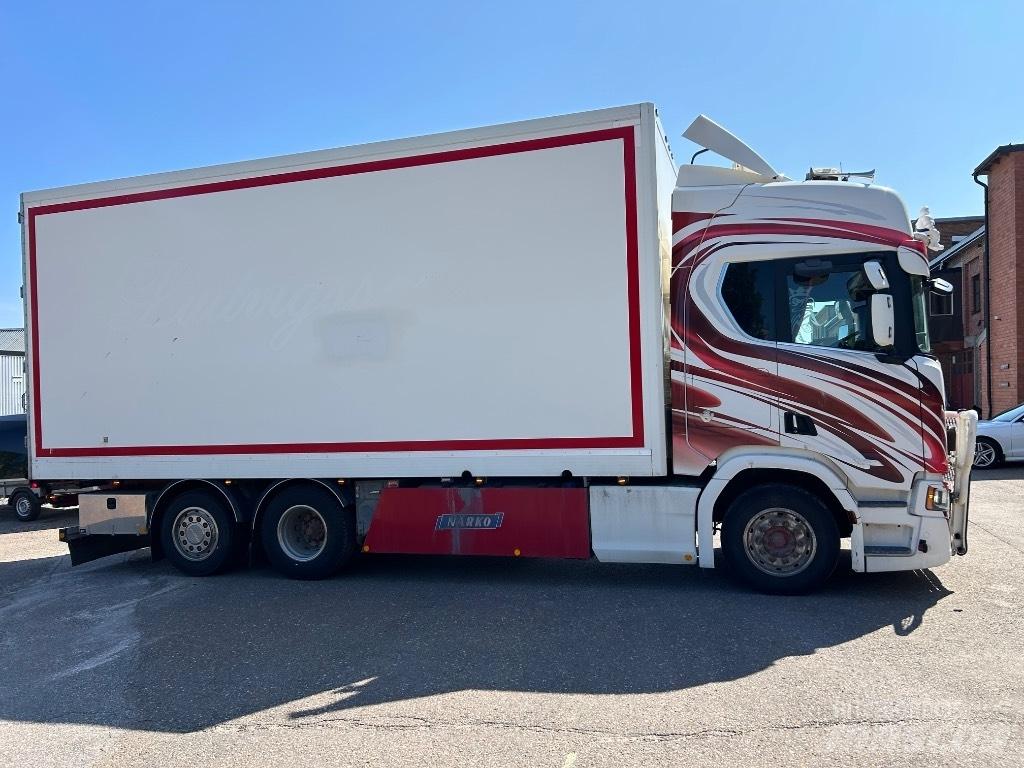 Scania R 650 6x2 Bakwagens met gesloten opbouw
