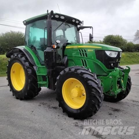 John Deere 6110 R Tractoren