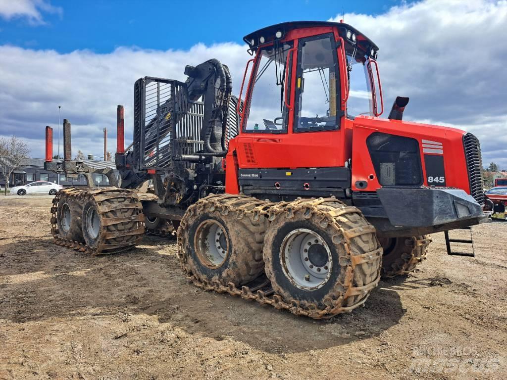 Komatsu 845 Uitrijwagens