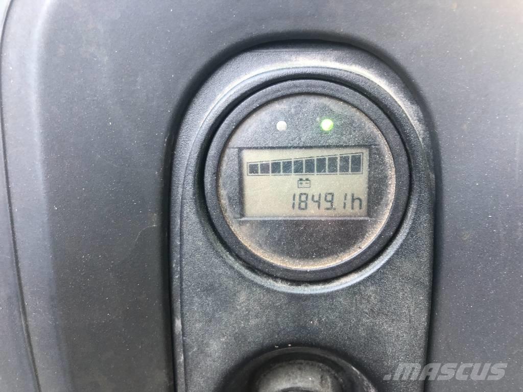 Linde L 10 B V-3234 Meeloop stapelaar