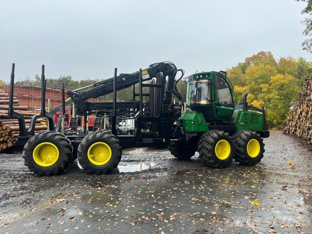 John Deere 1110 E Uitrijwagens