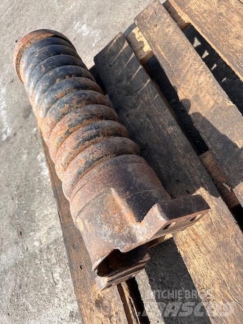 CAT 325 C NAPINACZ Rupsbanden, kettingen en onderstel