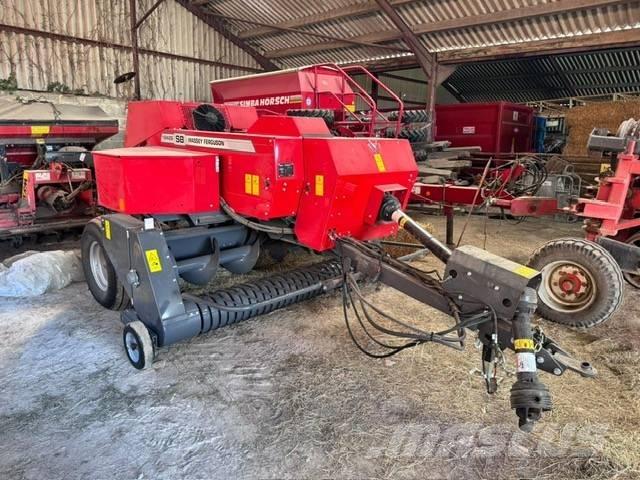 Massey Ferguson 1842 Vierkante balenpers