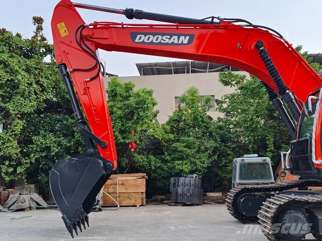 Doosan DX300LC-9C Rupsgraafmachines