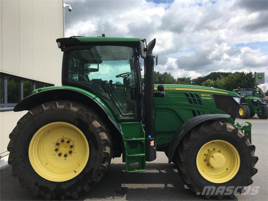 John Deere 6140R Tractoren