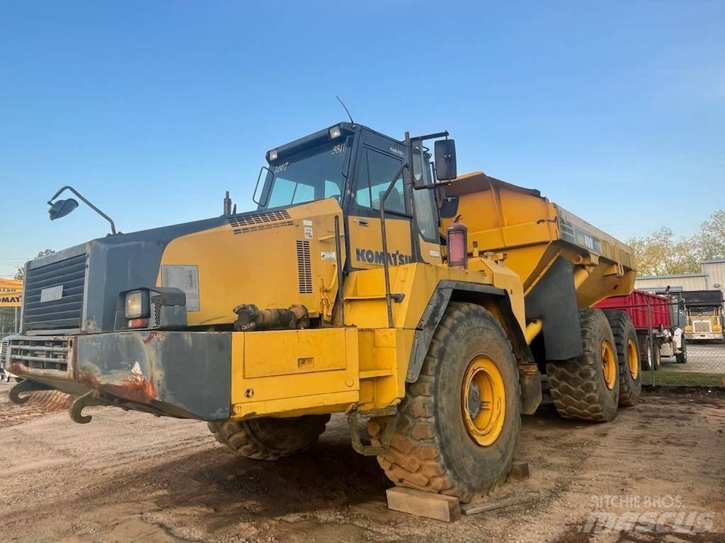Komatsu HM 400-2 Knik dumptrucks