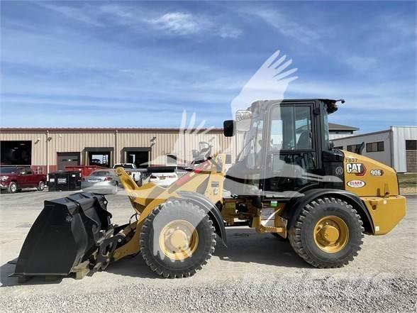 CAT 906M Wielladers