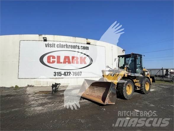 CAT 908M Wielladers