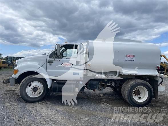Ford F750 XL Water tankwagens