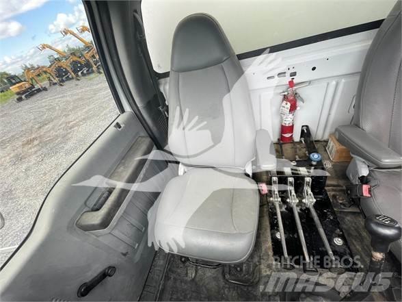 Ford F750 XL Water tankwagens