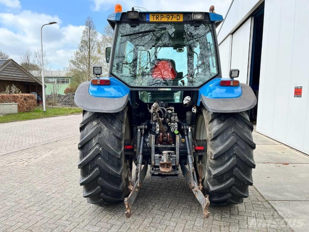 New Holland TS 110 Tractoren