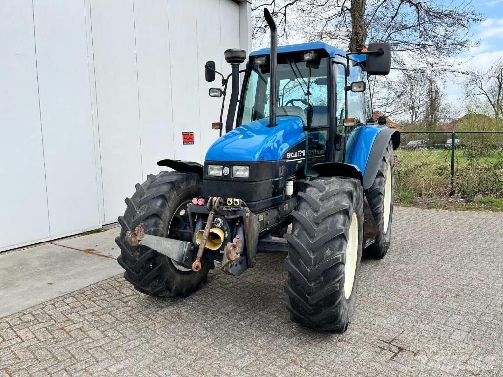 New Holland TS 110 Tractoren