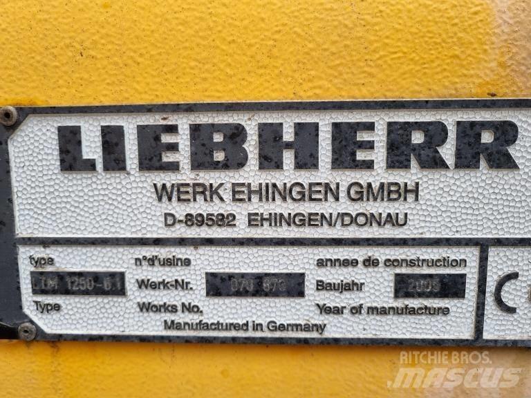 Liebherr LTM 1225 Kranen voor alle terreinen