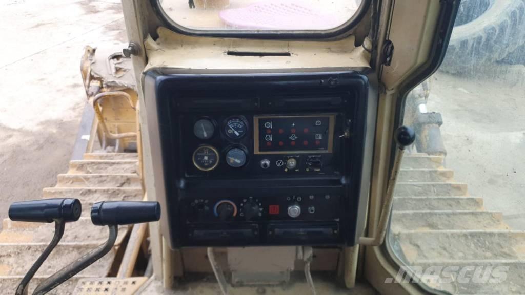 CAT D 6 M XL Rupsdozers