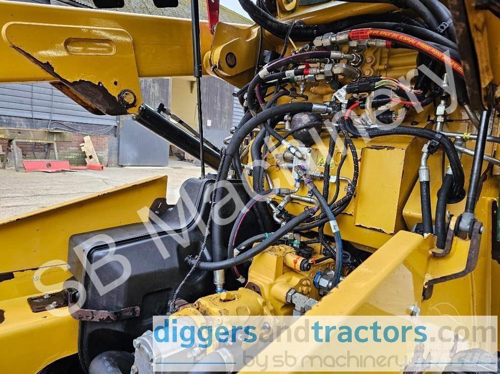 CAT 257 D Schrankladers