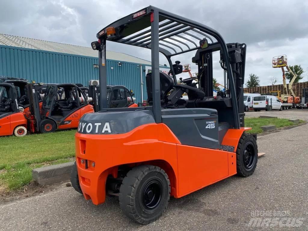 Toyota 8FBMT45 Elektrische heftrucks