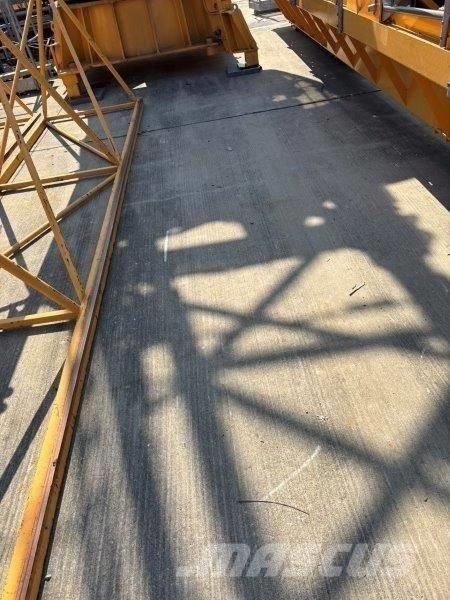 Liebherr 130 EC-B 6 Torenkranen