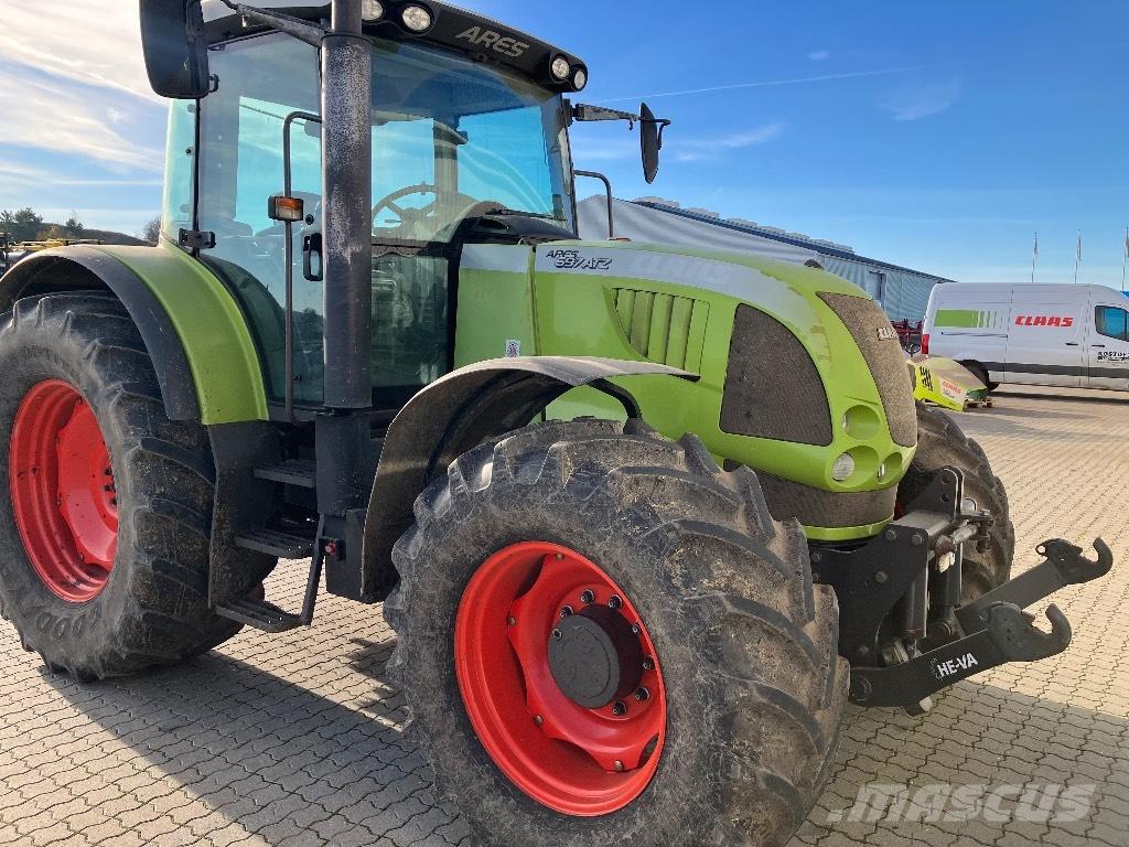 CLAAS Ares 697 ATZ Tractoren