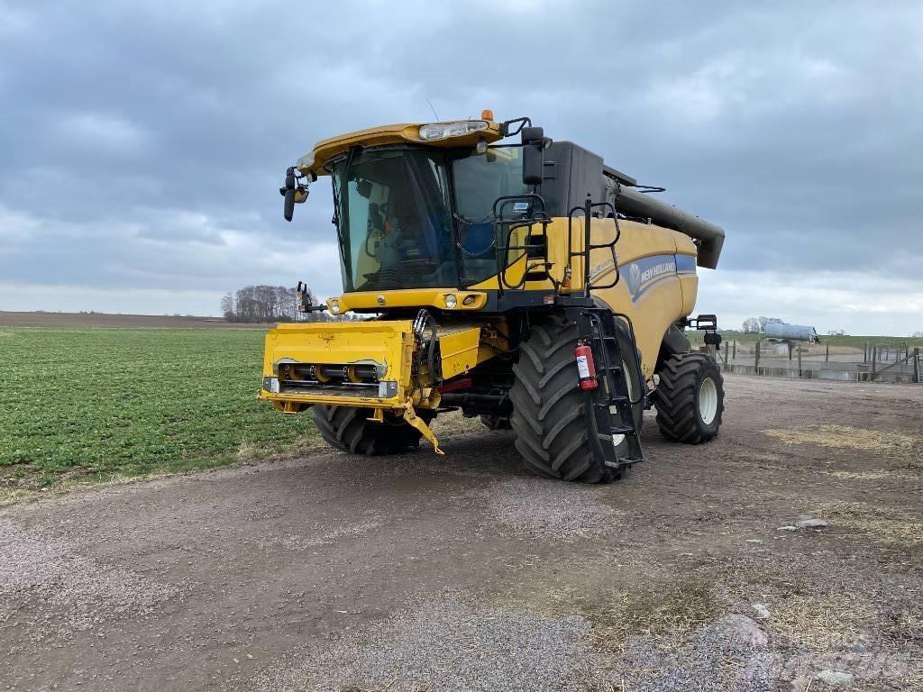 New Holland CX 8090 Maaidorsmachines