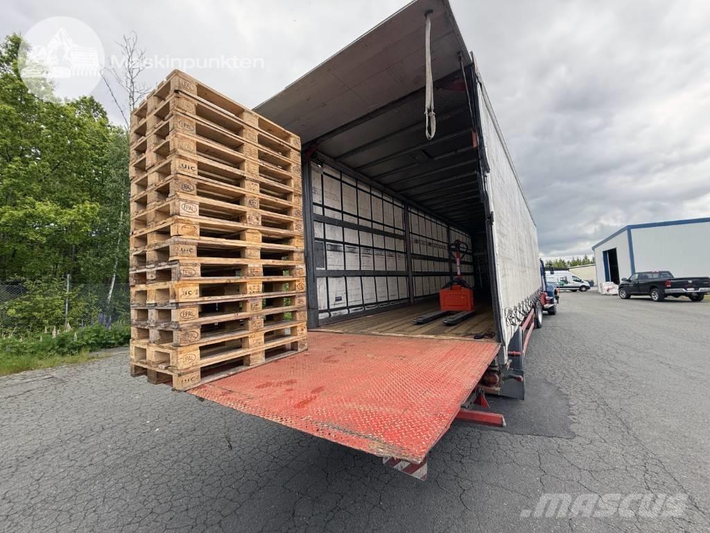Kel-Berg S25-1 Opleggers met meesturende achterwielen