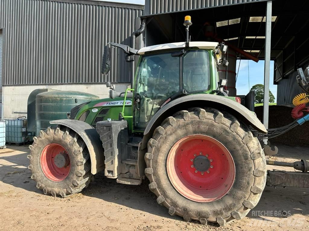 Fendt 724 Profi Plus Tractoren