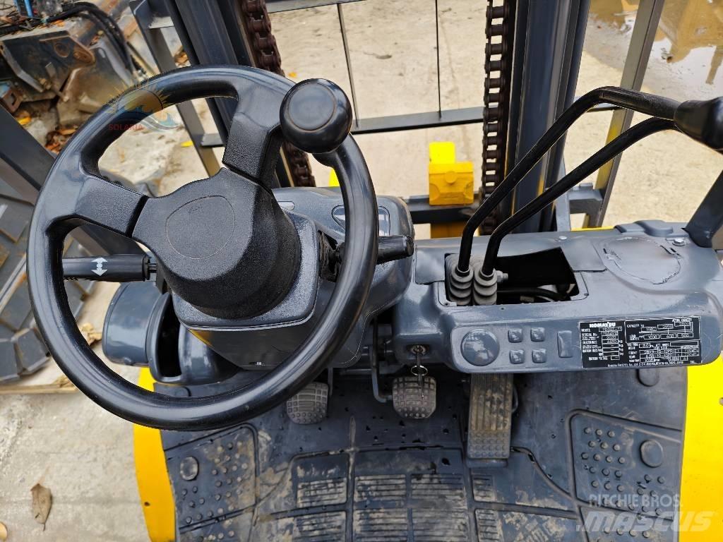 Komatsu FD 30 T-17 Diesel heftrucks